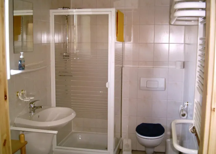 Mit Sauna Und Whirlpool Semesterbostad