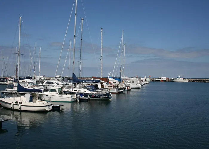 Semesterbostad Mit Sauna Und Whirlpool